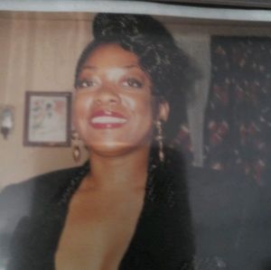 Meet your Posher, Charita